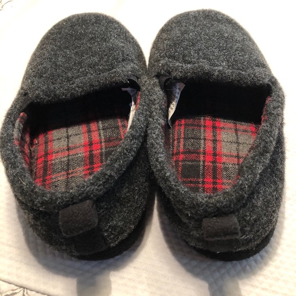 Target Slippers - Picture 2 of 5